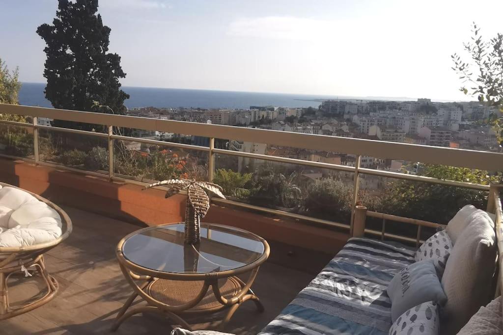 Appartement Nice Centre Vue Mer Avec Piscine Pour Famille, Couple D'Amis Pas De Groupes De Jeunes Autorises 外观 照片